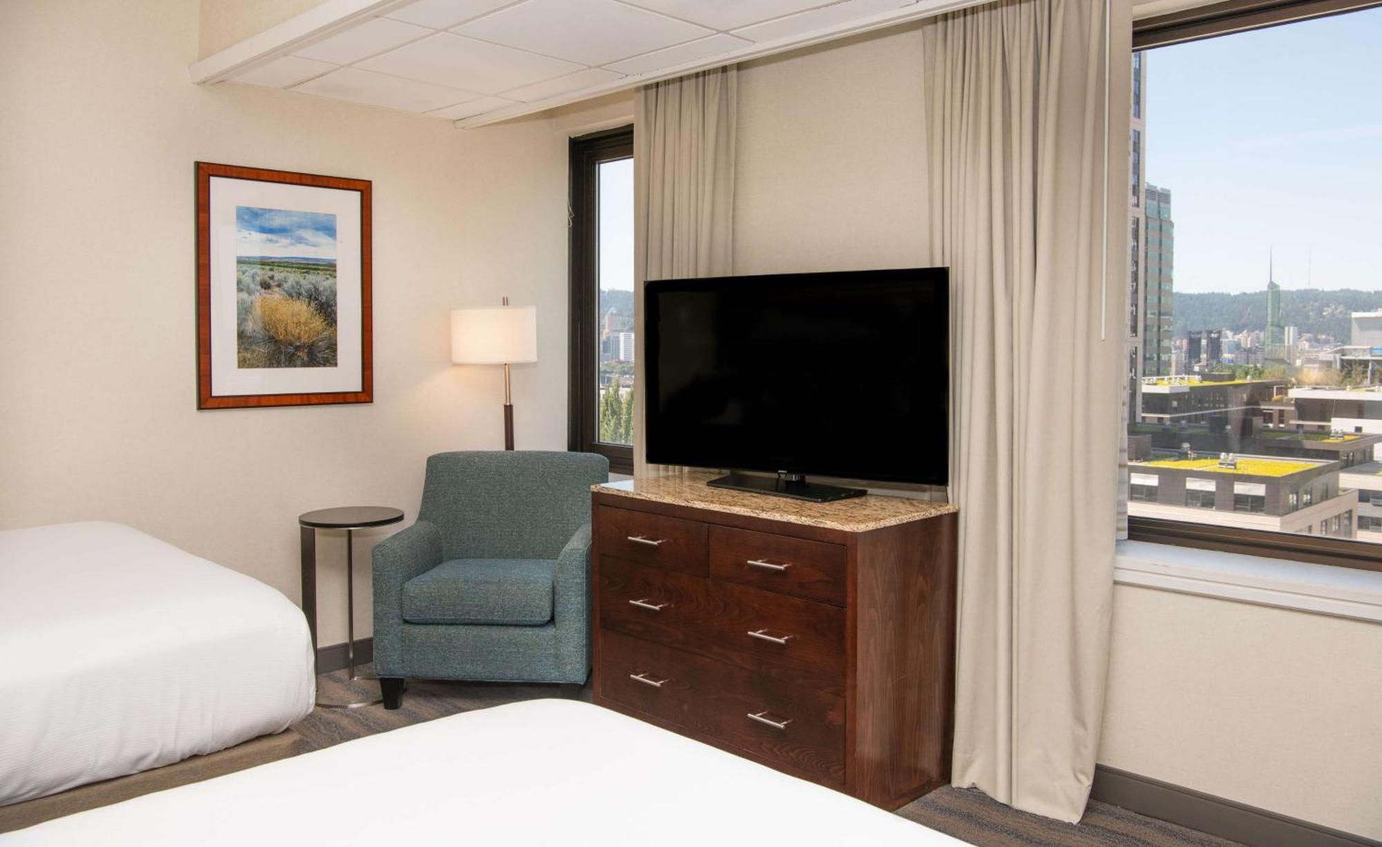 Hotel Doubletree By Hilton Portland Esterno foto