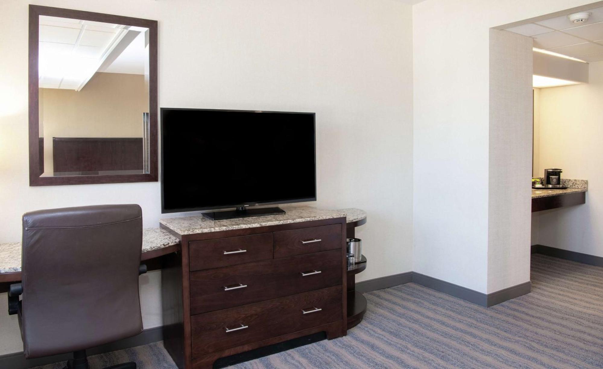Hotel Doubletree By Hilton Portland Esterno foto