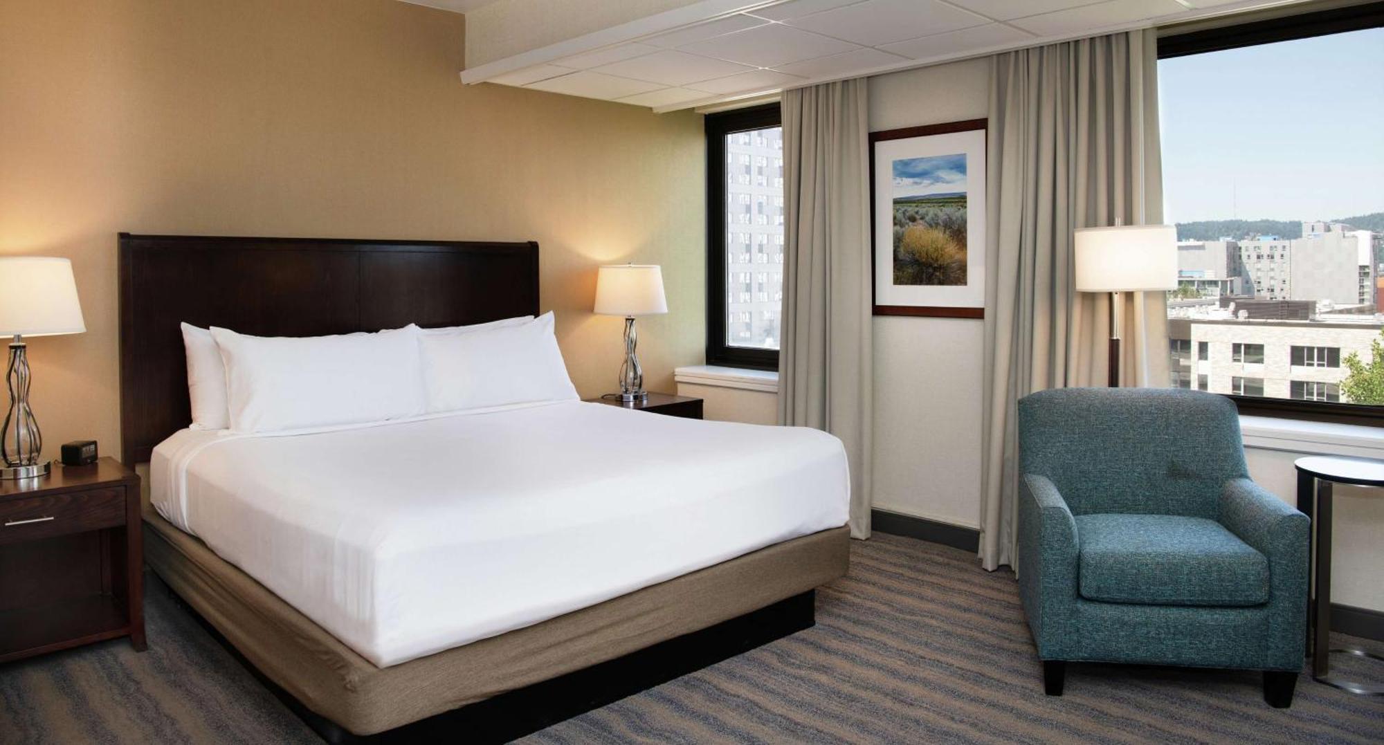 Hotel Doubletree By Hilton Portland Esterno foto