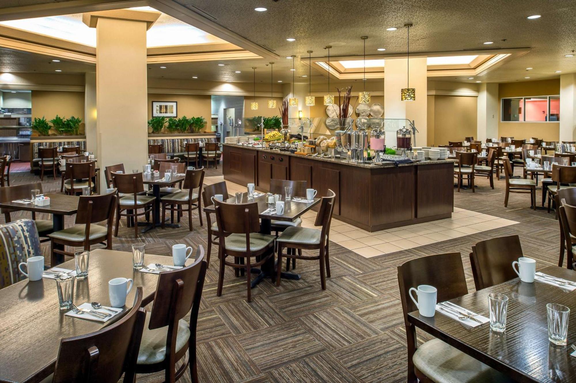Hotel Doubletree By Hilton Portland Esterno foto