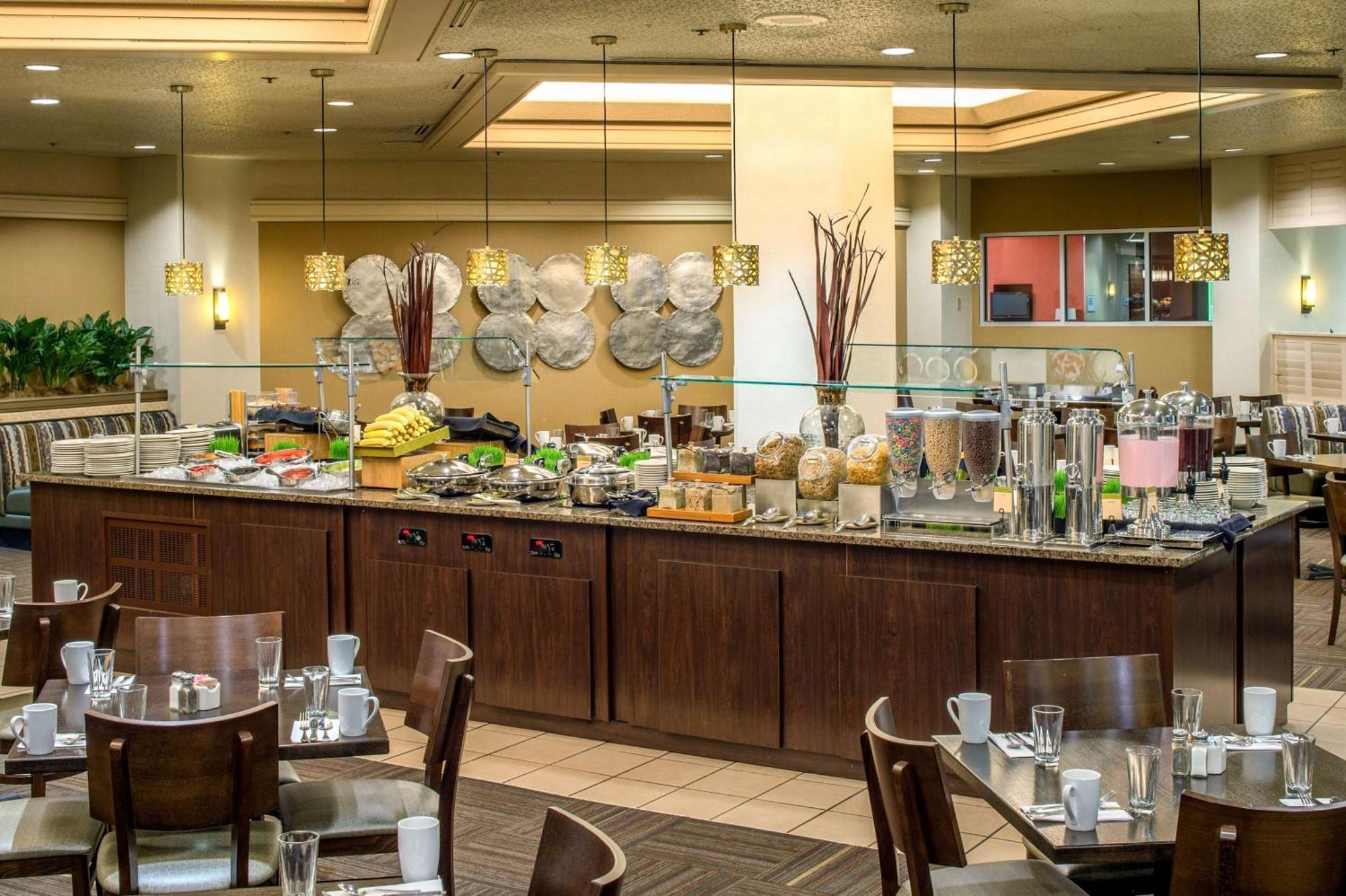 Hotel Doubletree By Hilton Portland Esterno foto