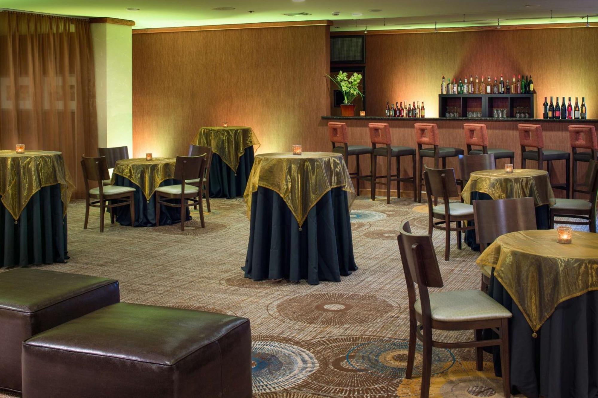 Hotel Doubletree By Hilton Portland Esterno foto